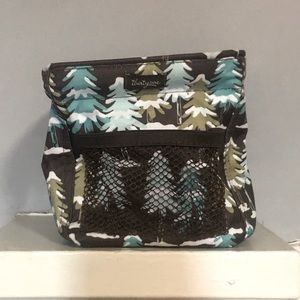 Thirty one snow capped tree small storage bag